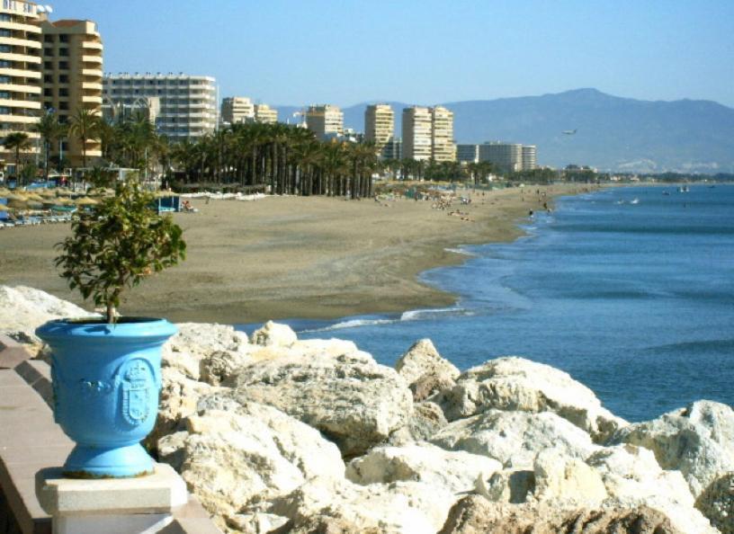 Apartamentos El Mar Azul 5 El Bajondillo Торремолінос Екстер'єр фото