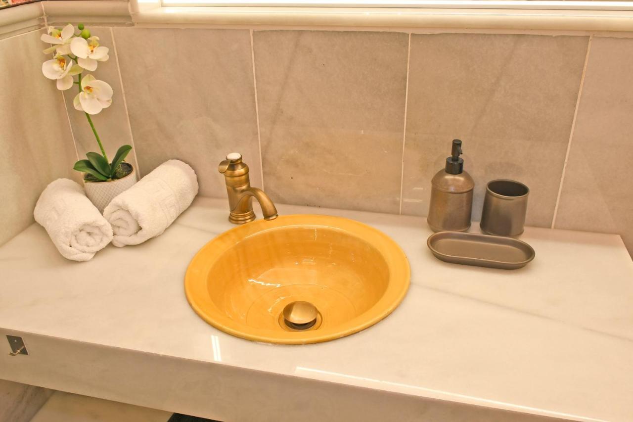 Apartamentos El Mar Azul 5 El Bajondillo Торремолінос Екстер'єр фото
